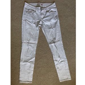 SO Distressed Jeans